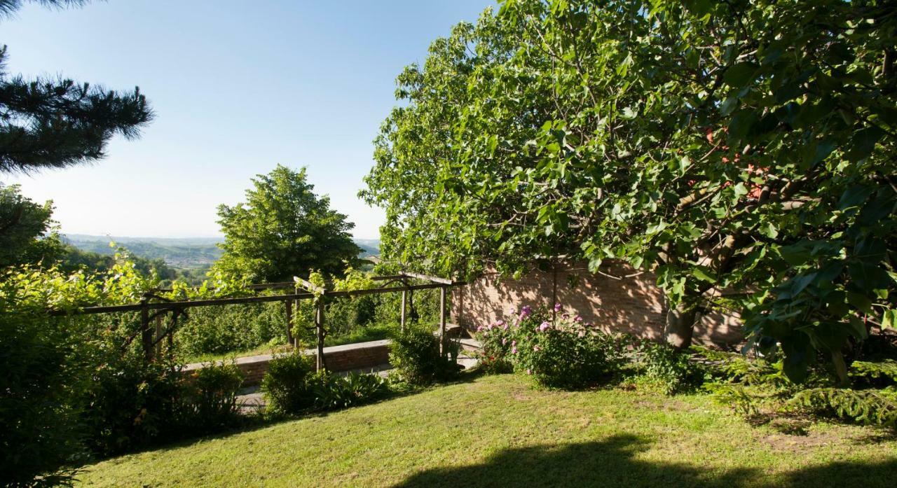 Hazelnut Valley Guarene Exterior foto