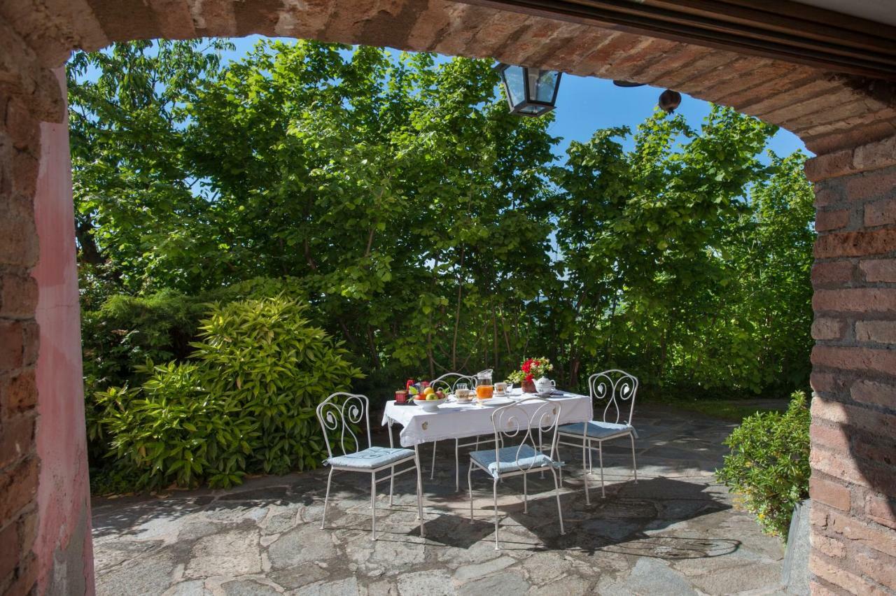 Hazelnut Valley Guarene Exterior foto
